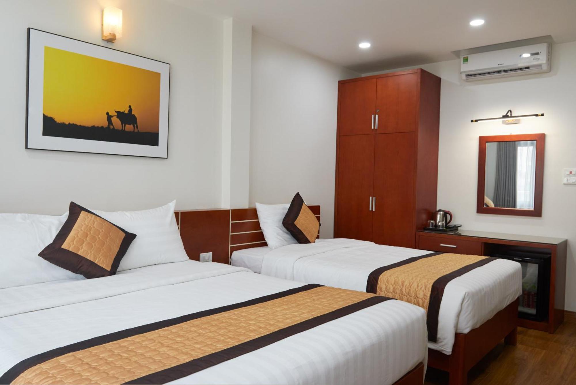 Van Nam Hotel Ha Long Eksteriør bilde