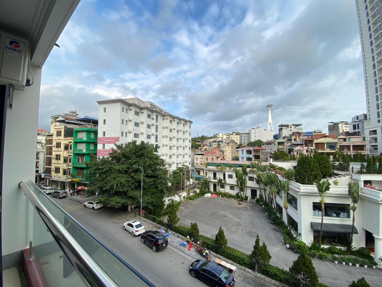 Van Nam Hotel Ha Long Eksteriør bilde